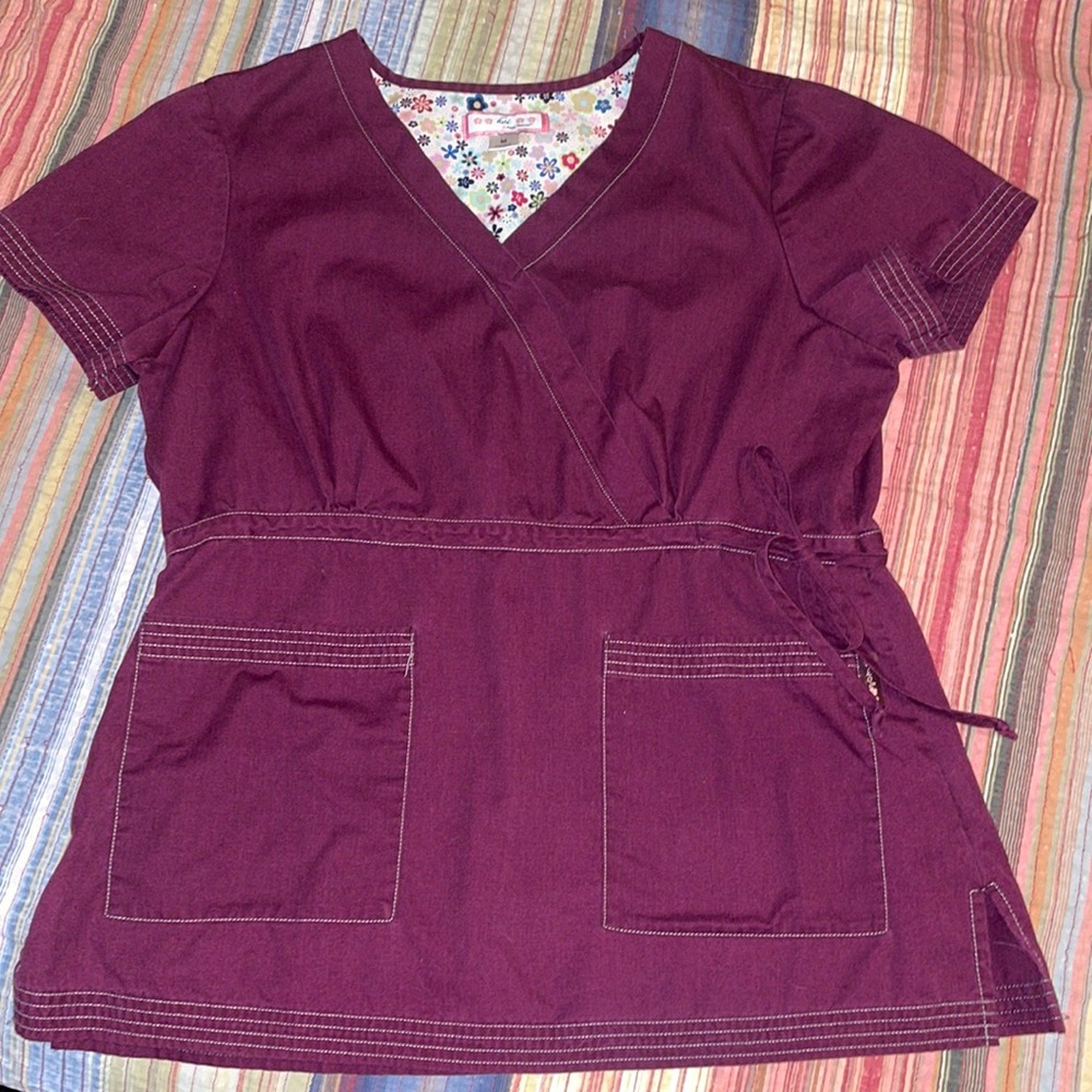 Koi scrub set, top and cargo pant